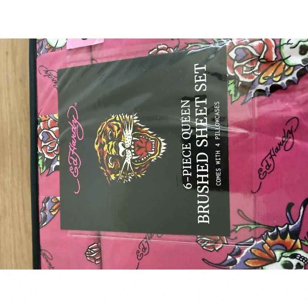 Ed Hardy Queen 6 Piece Double Brushed Sheet Set Pink Skull Butterfly Roses NWT